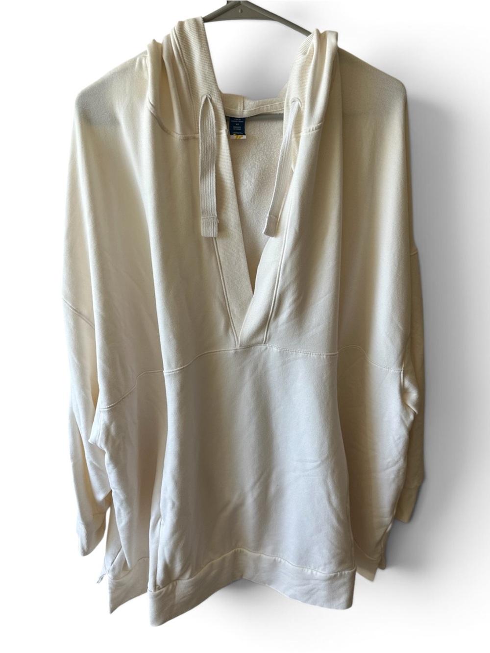 Old Navy Women’s Cream V-Neck Hooded oversized Tunic Pullover 4x nwot